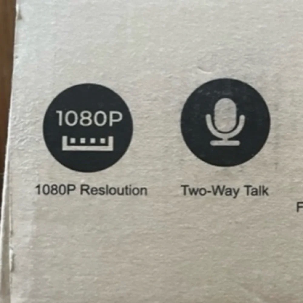 Rexing HS01 Smart Home security camera with solar panel. New with tags.